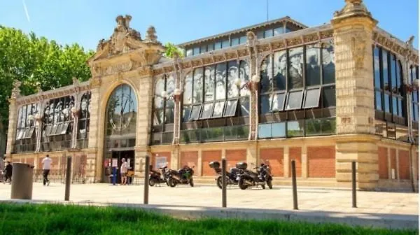 Apartman La Boheme, Attic Facing Les Halles Narbonne